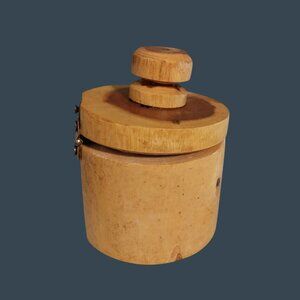 Primitive Wood Mold Or Press Hinged Box